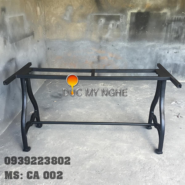 Bàn ăn cafe cổ điển chử A CA 002